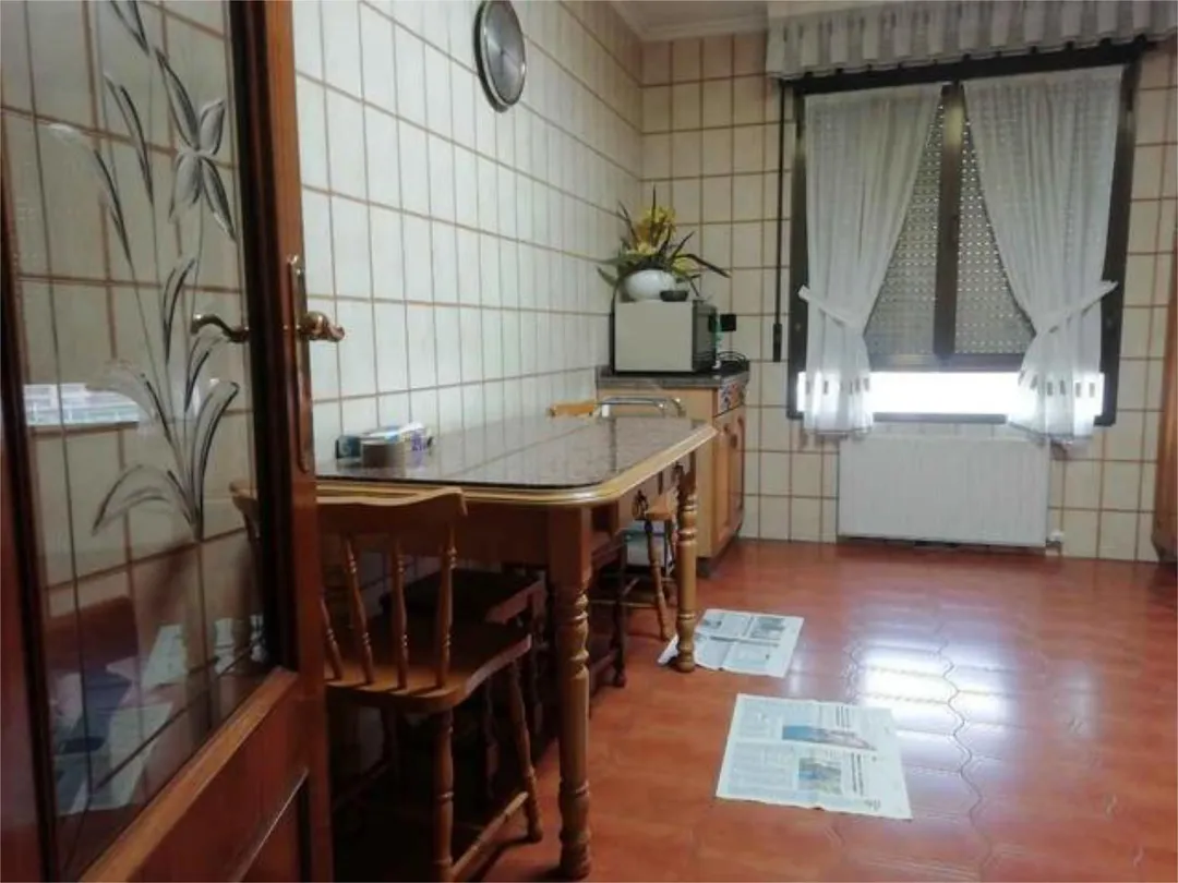 Piso en Ciudad Naranco - Foto 2