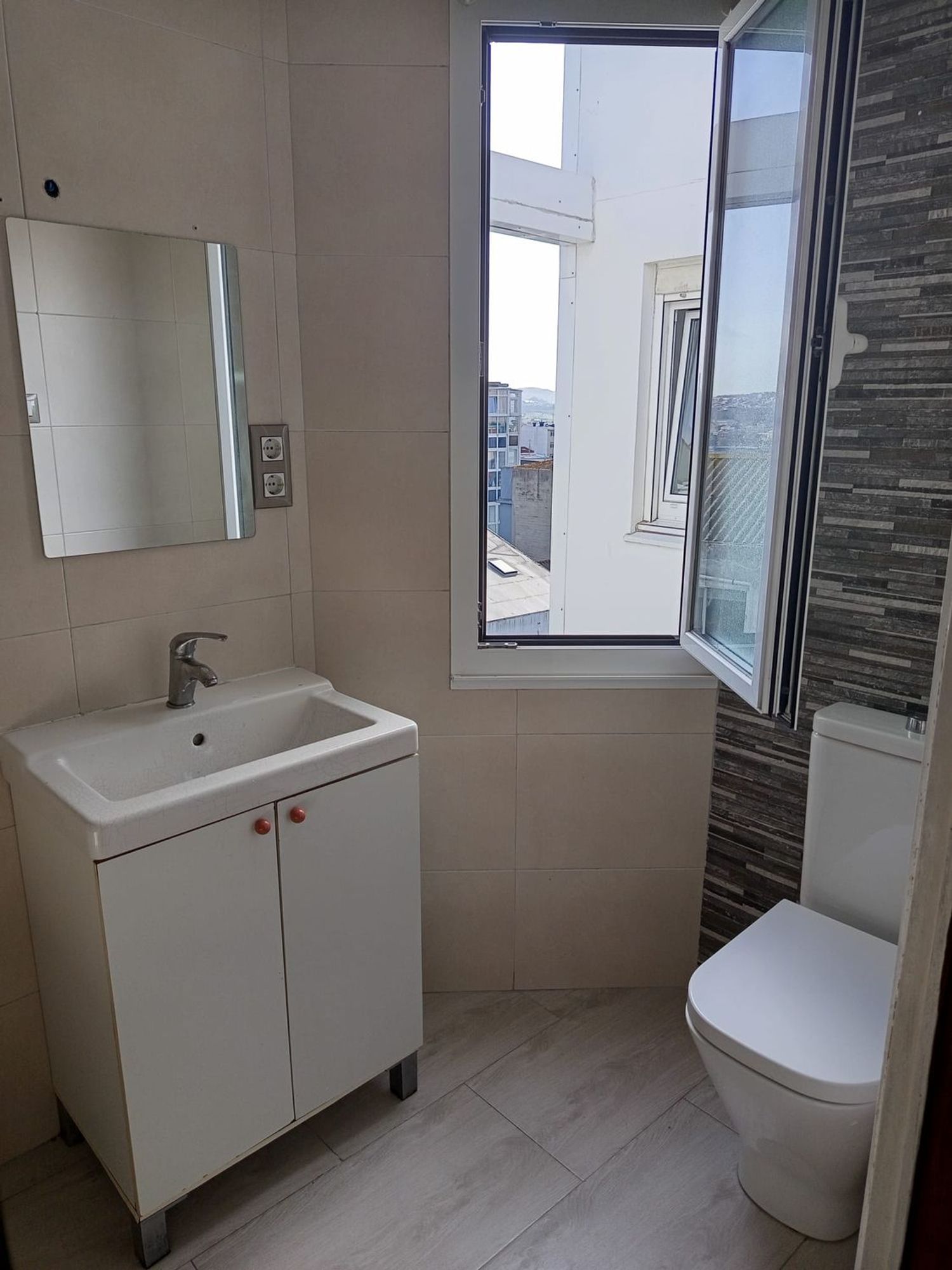 Piso en Calle Doutor Ferrant, 1, Monte Alto - Zalaeta - Atocha - Foto 10