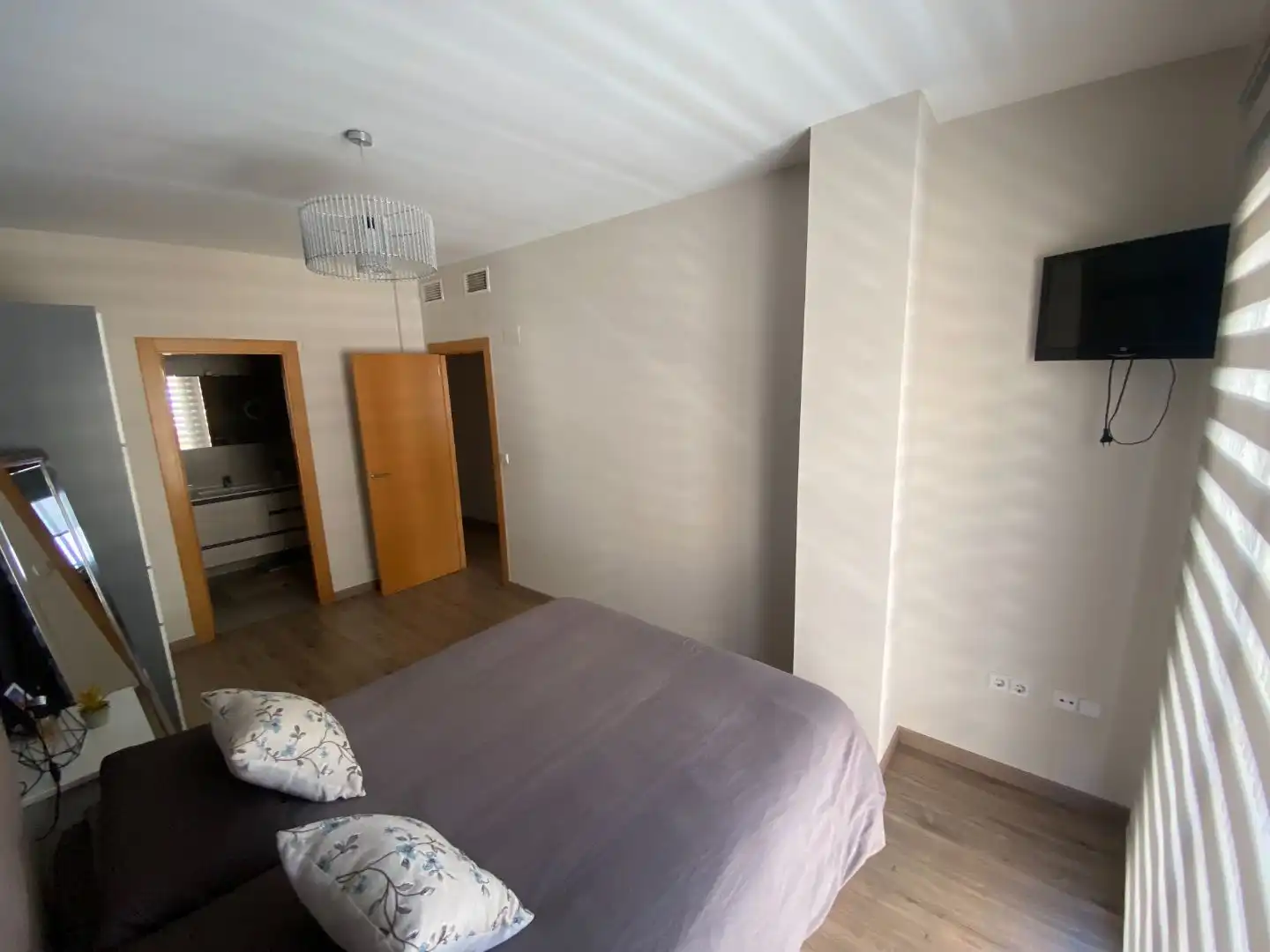 Piso en  Carrer Hermanos Gonzálvez Selva 5 - Foto 5