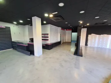 Local comercial en Terrassa - Foto 10