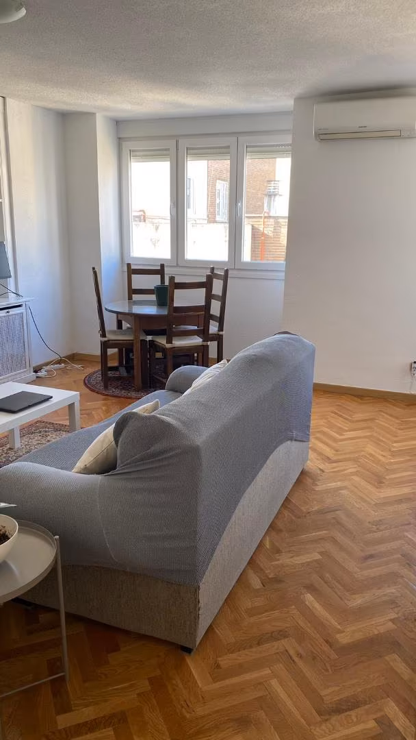 Piso en  Calle de la Infanta María Teresa 18 - Foto 25