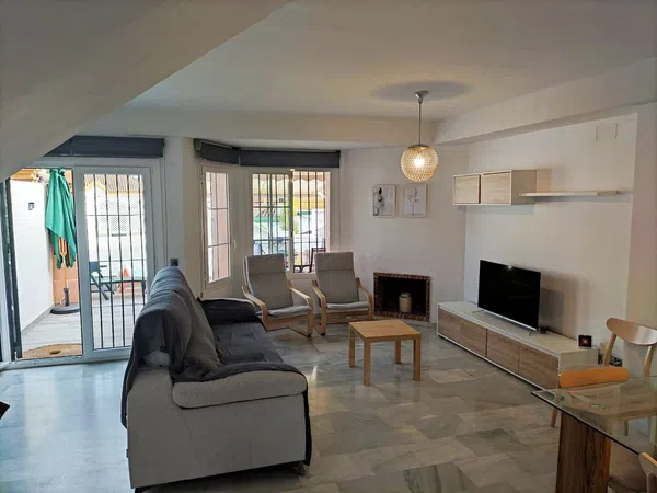 Chalet adosado en Calle Mar de Groenlandia, 12 - Foto 3