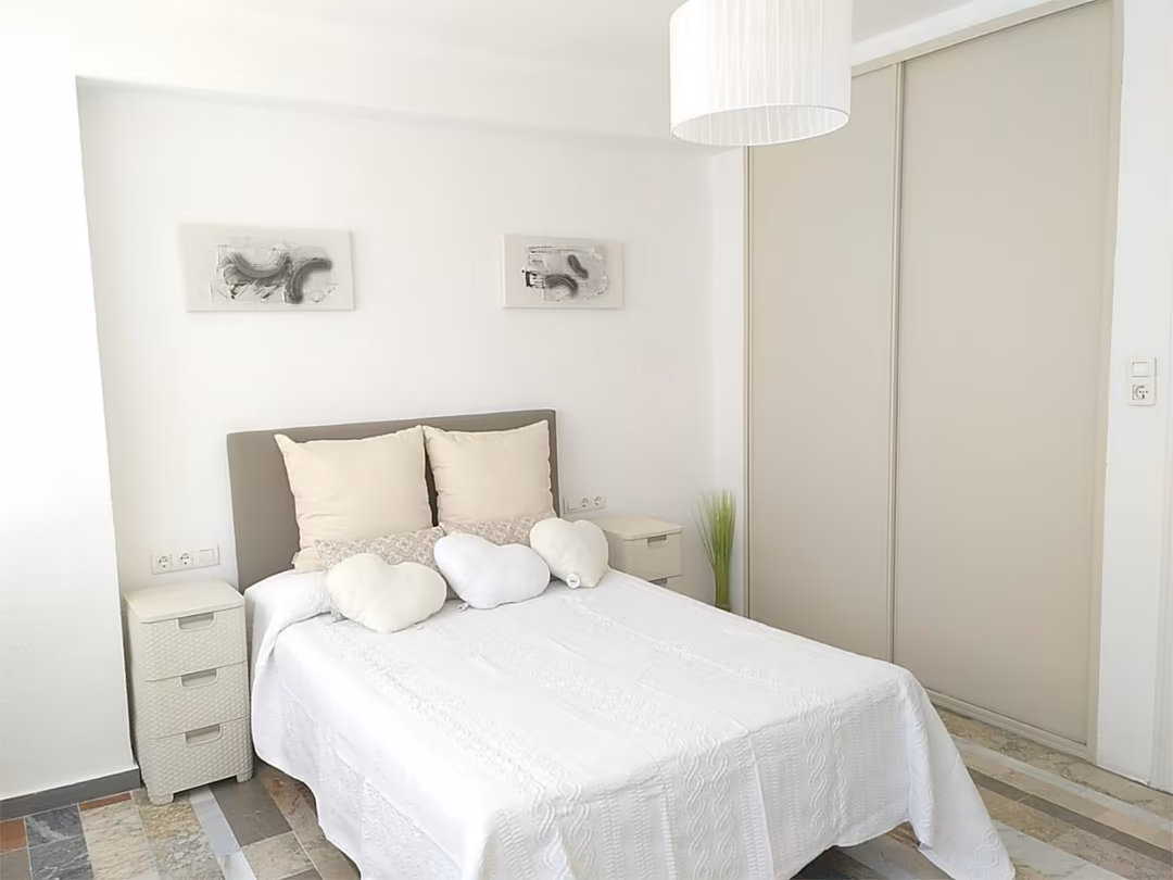 Piso en  Calle Santa Rosalía 20 - Foto 2