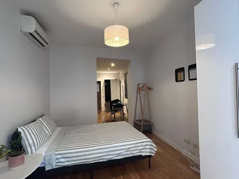 Estudio en calle de San Vicente Ferrer, 70