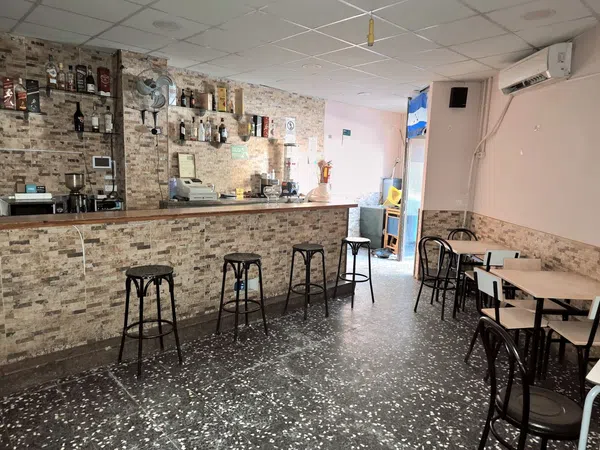 Local en Bar, cafetería en Calle de Llevant, La Florida - Foto 1
