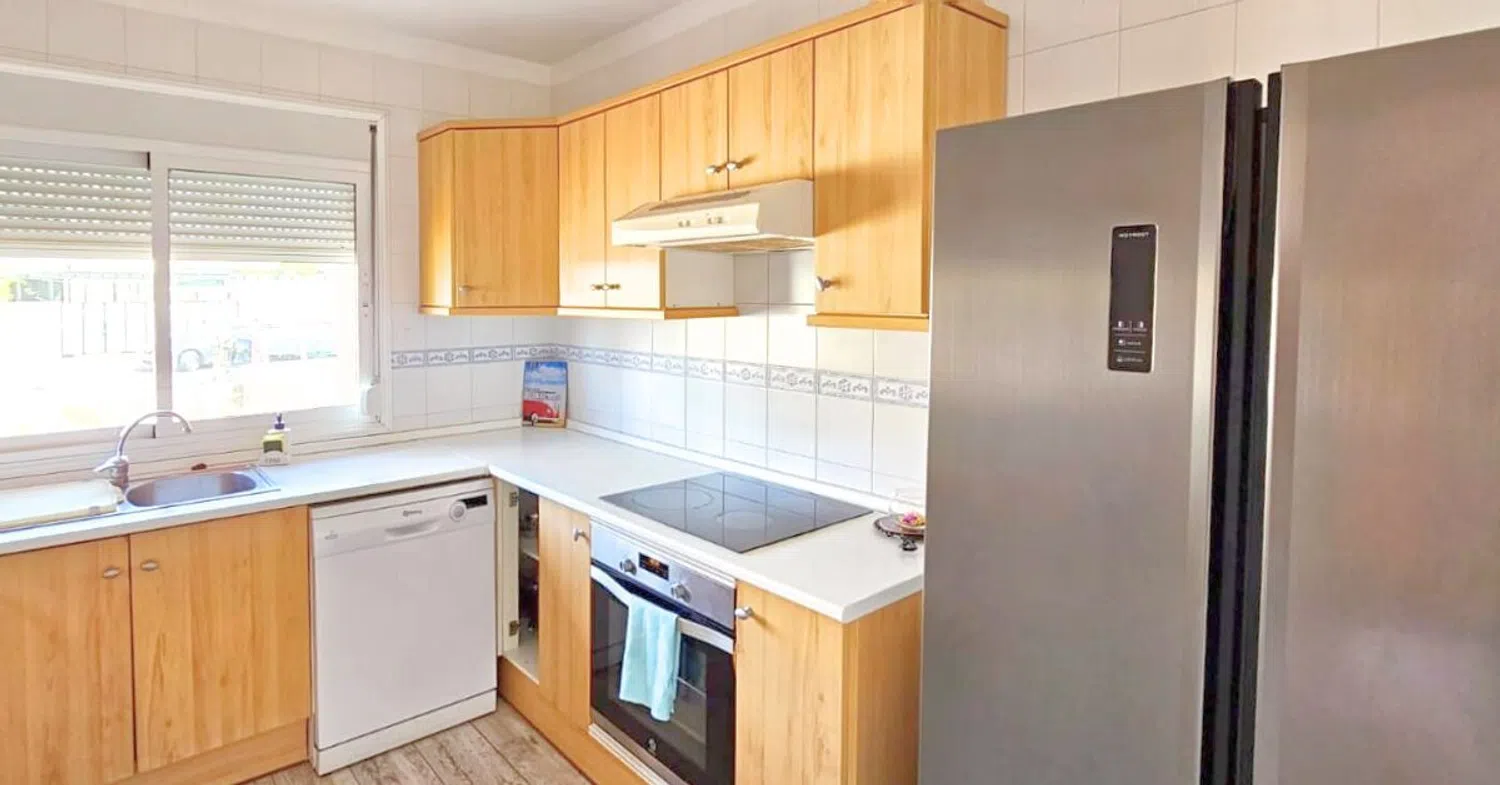 Chalet adosado en Barrio Playa del Duque - Foto 3