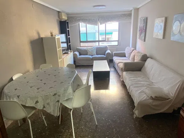 Piso en Calle de José Aguilar, 10 - Foto 2