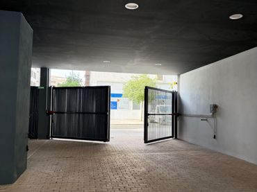 Garaje en  Calle Escritora Ángeles López de Ayala 4 - Foto 5