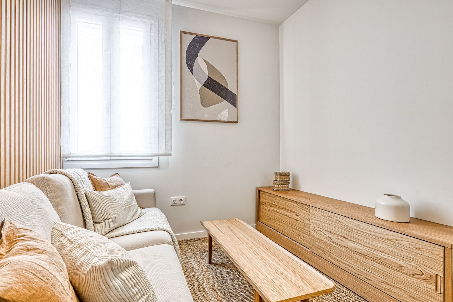 Piso en calle de Treviño - Foto 2