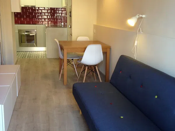 Piso en Barrio Sants - Foto 3