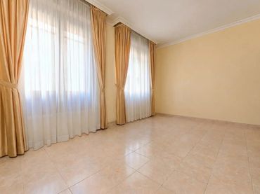 Casa adosada en  Rúa Arzobispo Gelmírez 17 - Foto 16