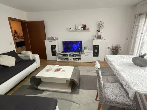 Piso en avenida del Doctor Federico Rubio y Galí, 38