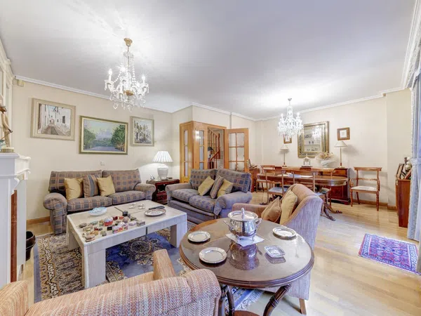 Chalet adosado en Barrio Valdezarza - Foto 13