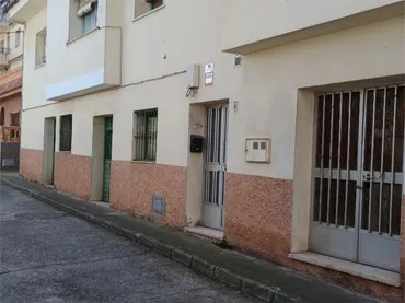 Casa adosada en  Calle la Tórtola 5 - Foto 1