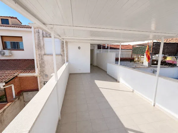 Chalet adosado en Calle del Pobo, 3 - Foto 2