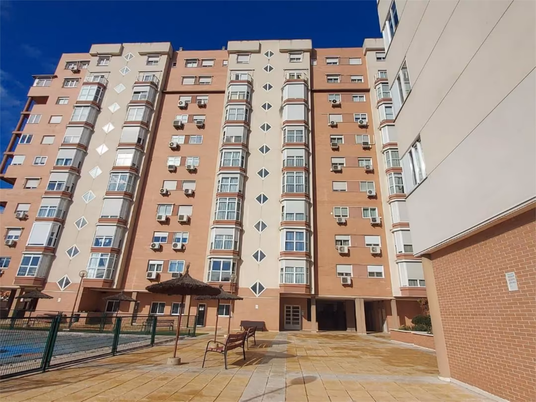 Piso en  Calle Antonio Romero 10 - Foto 15