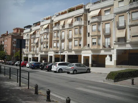 Piso en calle Recoletos, 10