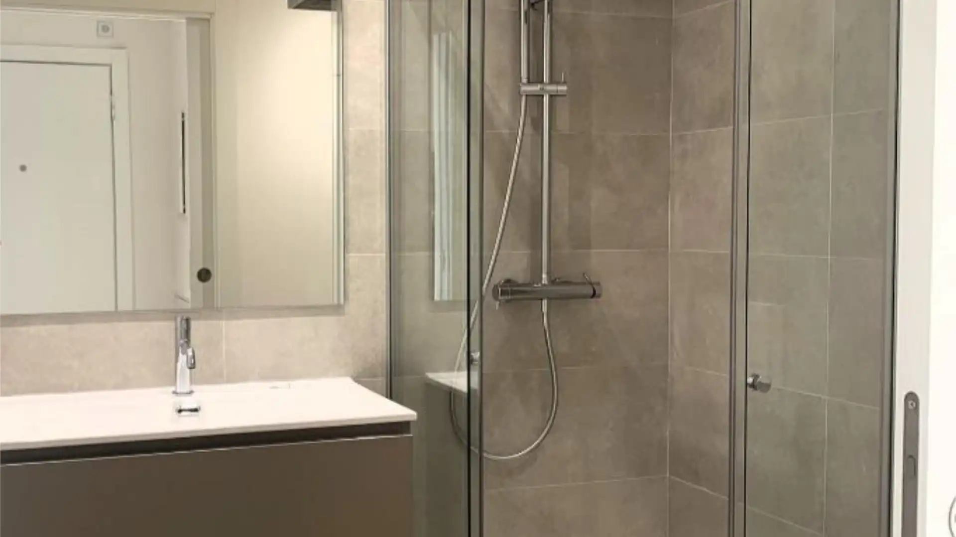 Piso en  Carrer de Ponent 66 - Foto 25