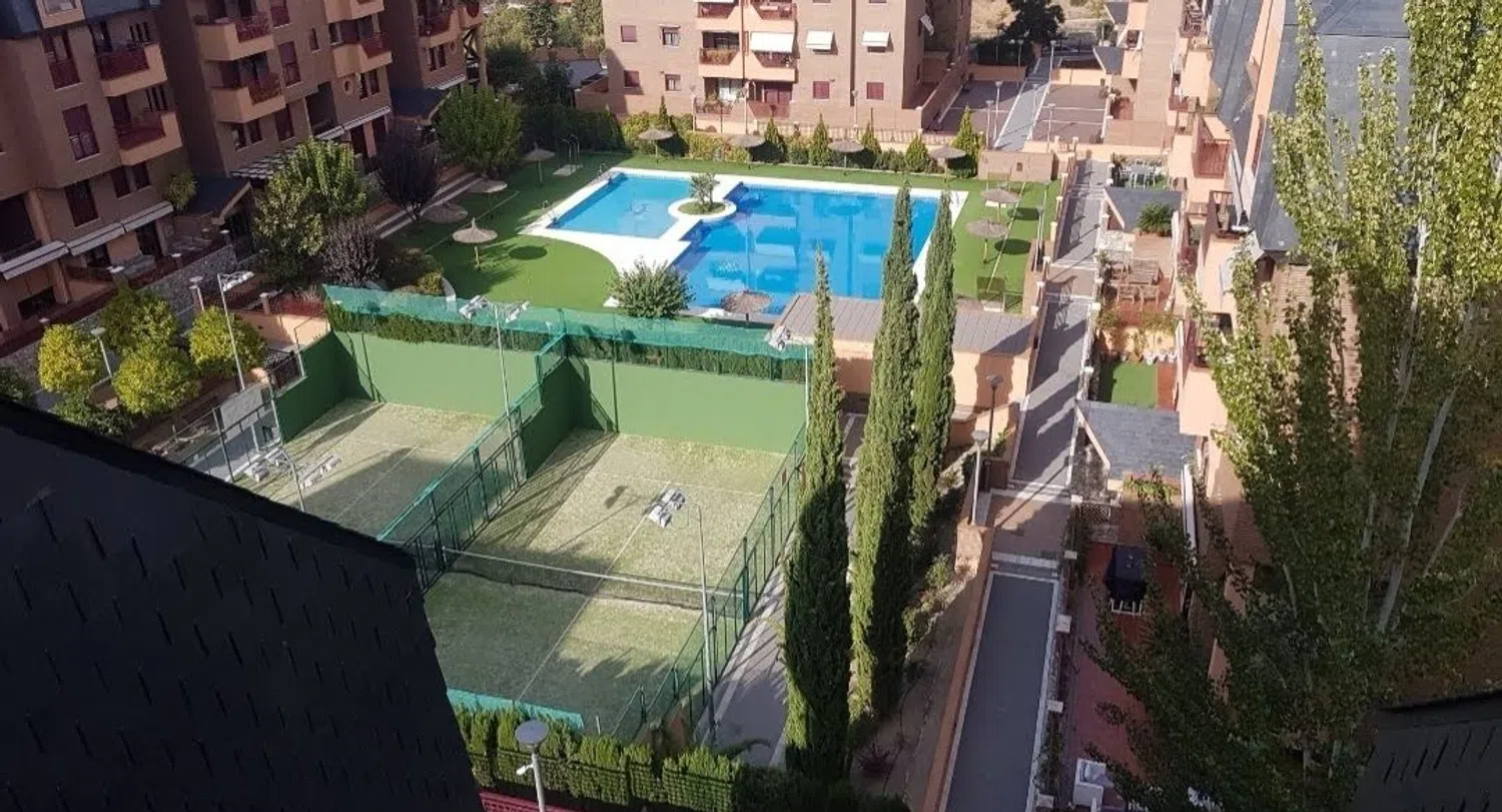 Piso en calle Aconcagua, 2 -28 - Foto 4