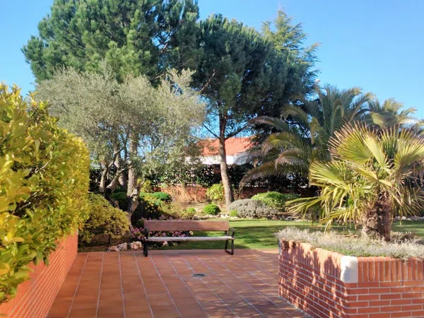 Piso en calle Hoyo de Pinares, 4