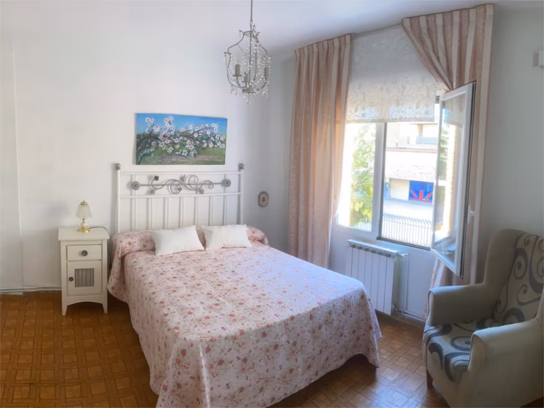 Piso en  Avenida del Padre Piquer 10 - Foto 2