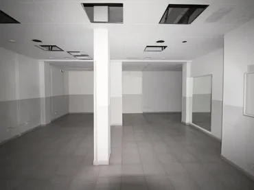 Local comercial en Mollet del Vallès - Foto 9
