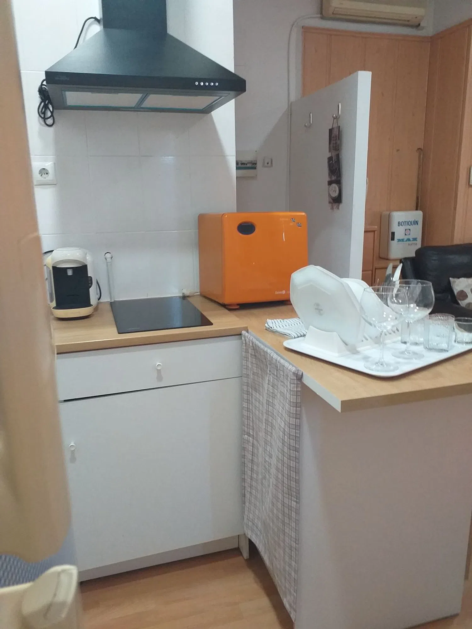 Estudio en calle del Poeta Durán i Tortajada, 21 - Foto 8
