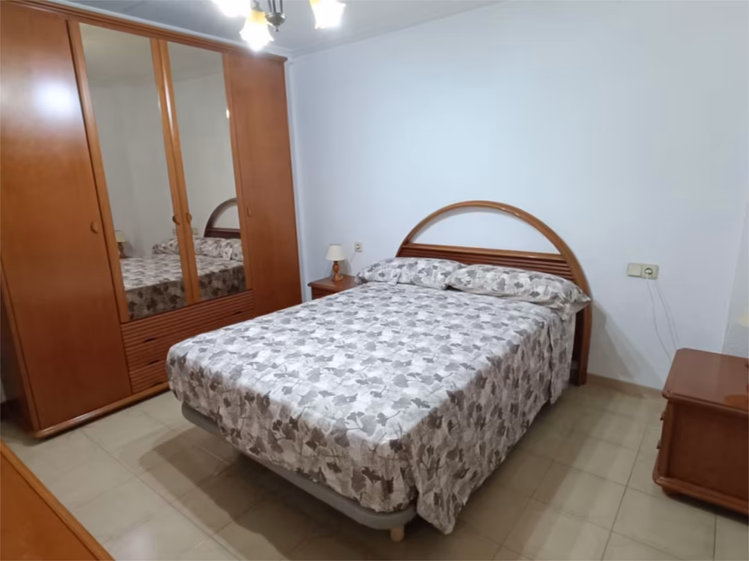 Piso en  Carrer Cronista Viravens 25 - Foto 10