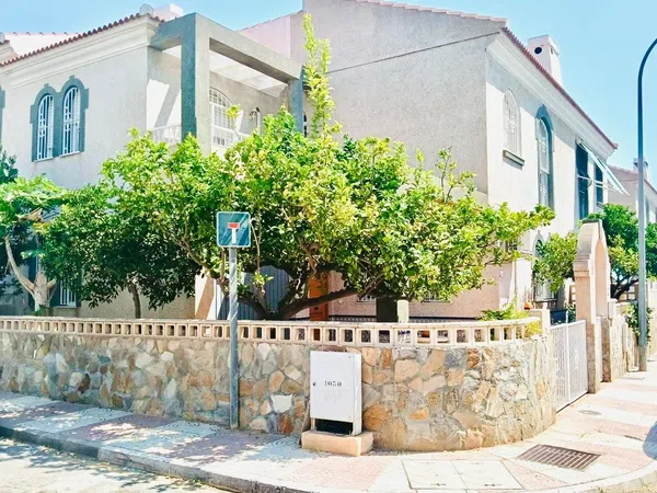 Chalet adosado en Calle Marqués de los Vélez, 9, Aguadulce sur - Foto 1