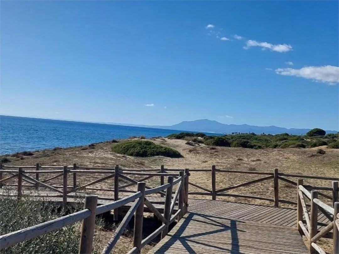 Chalet en  Avenida Alpandeire 109 - Foto 32