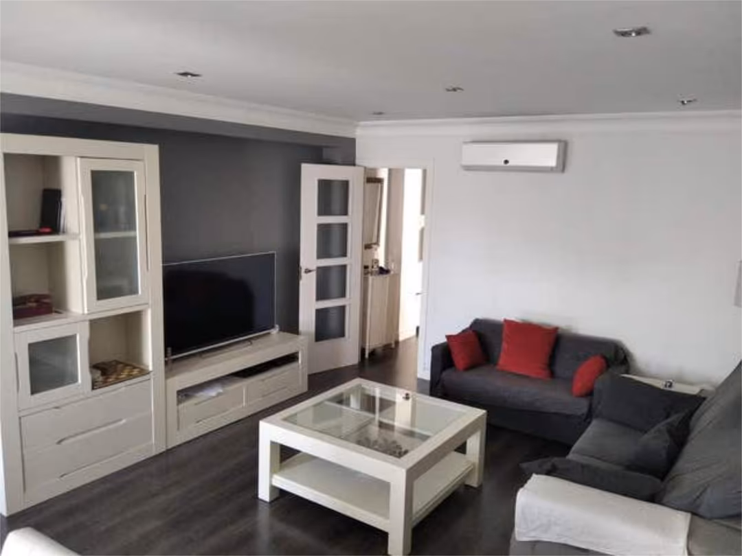 Piso en Archiduque Carlos - Foto 1