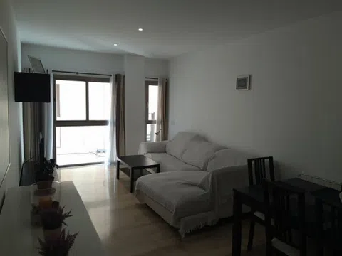 Piso en avenida de la Constitución, 6