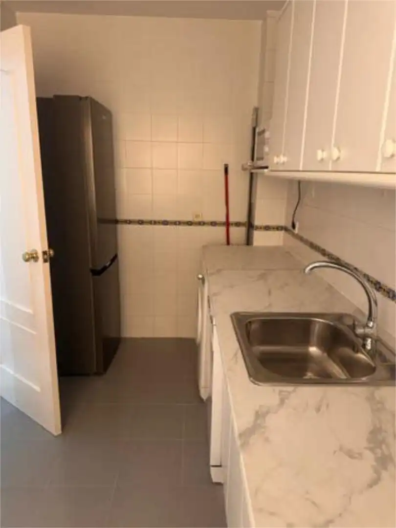 Piso en Carlos Haya - Foto 4