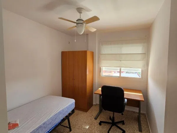 Estudio en Calle Binéfar, 5, La Plata - Foto 4