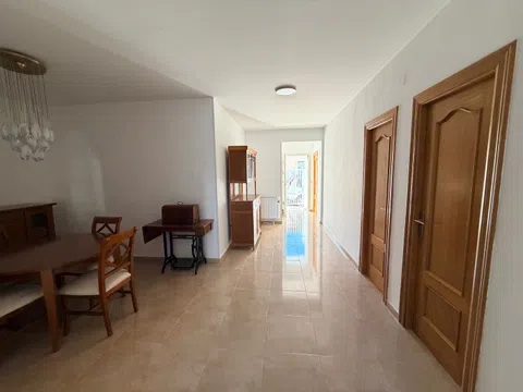 Casa independiente en calle los Cincuenta, 36