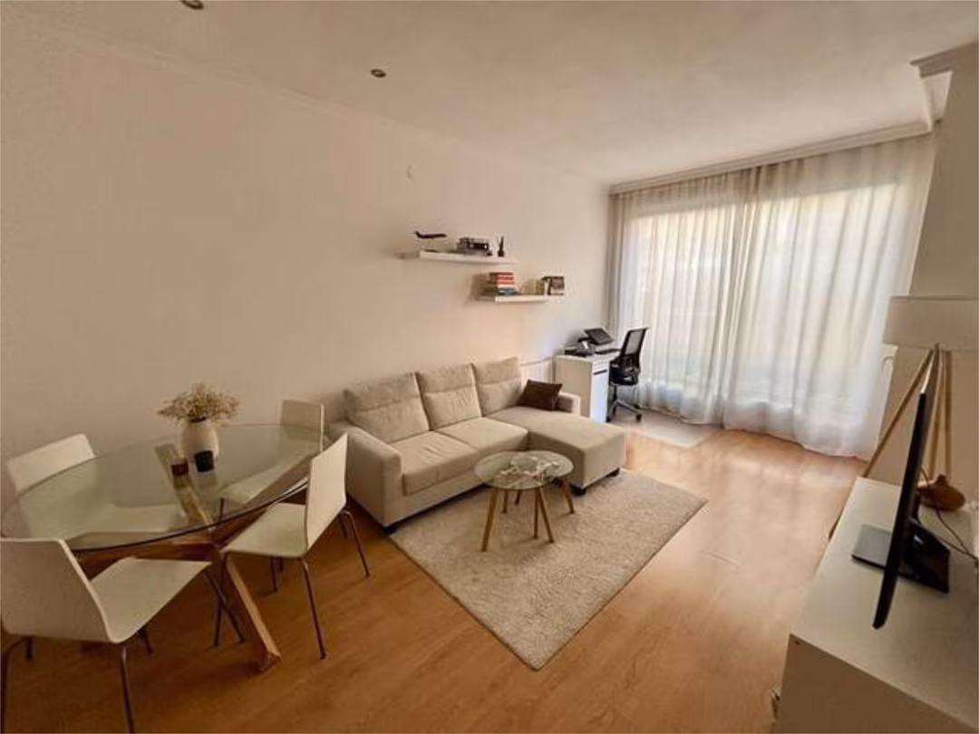 Piso en Sagrada Familia - Foto 2