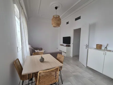 Piso en calle de l'Uruguai, 35