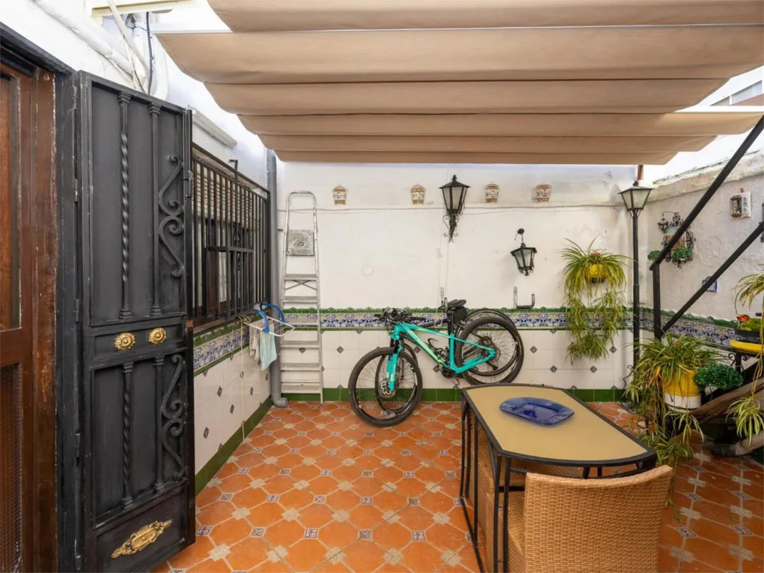 Casa adosada en  Calle Santa Herminia 37 - Foto 24