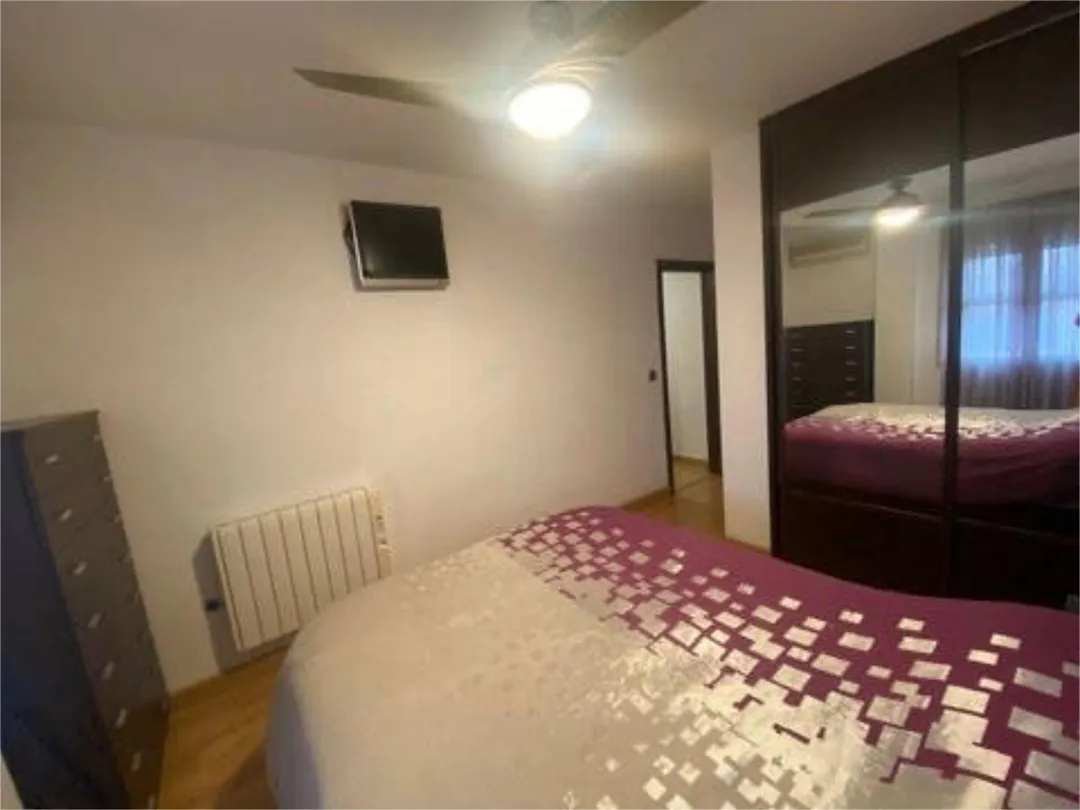 Piso en la zubia - Foto 7