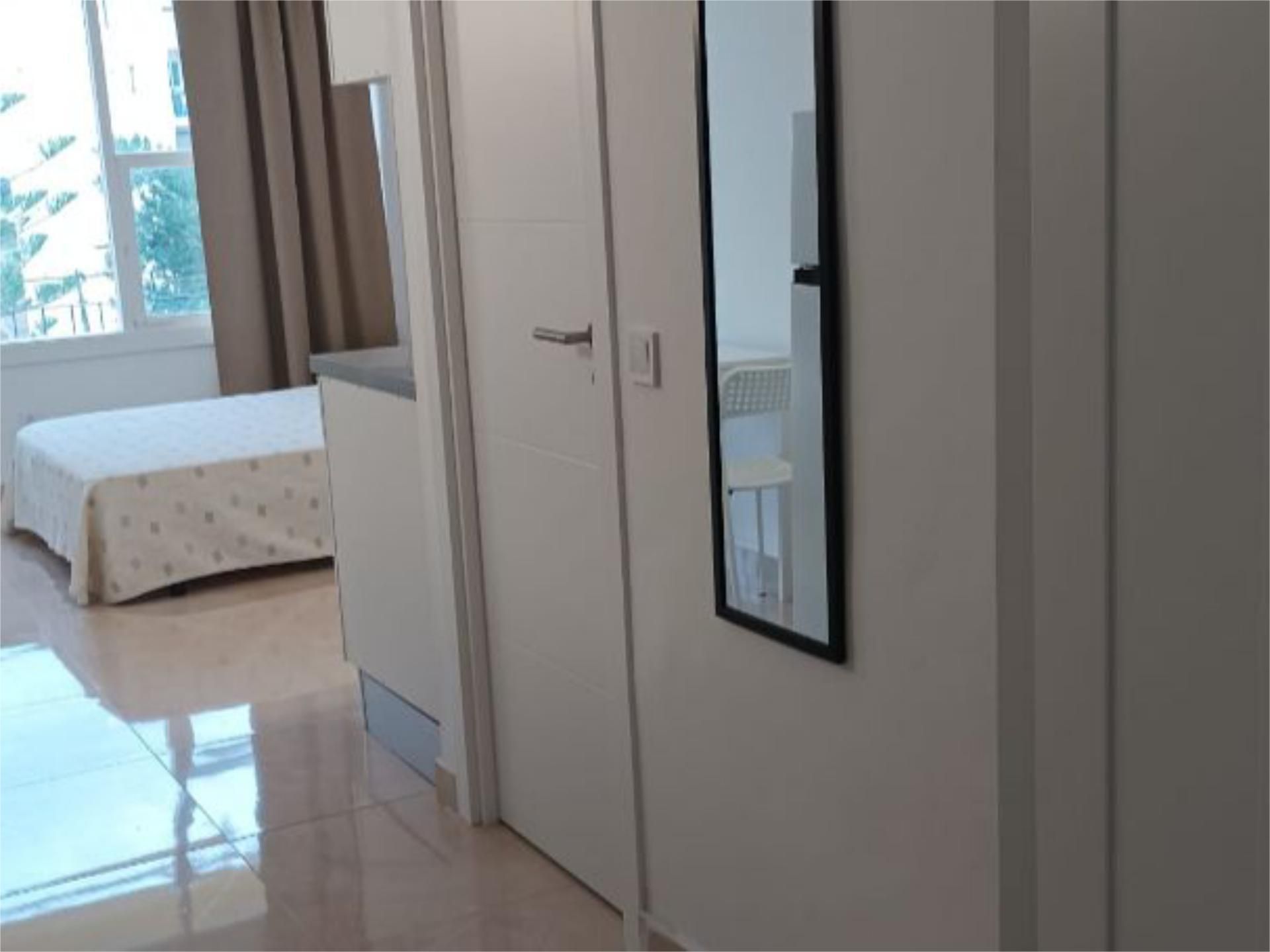 Estudio en  Calle Dina Moore Bowden 15 - Foto 2