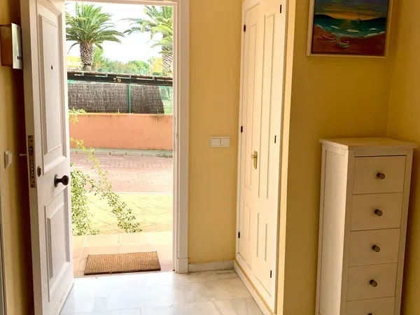 Chalet adosado en calle Emperador Nerva, 81 - Foto 2