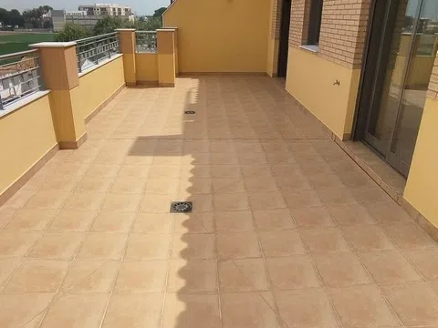 Ático en avenida Drets Humans, 70