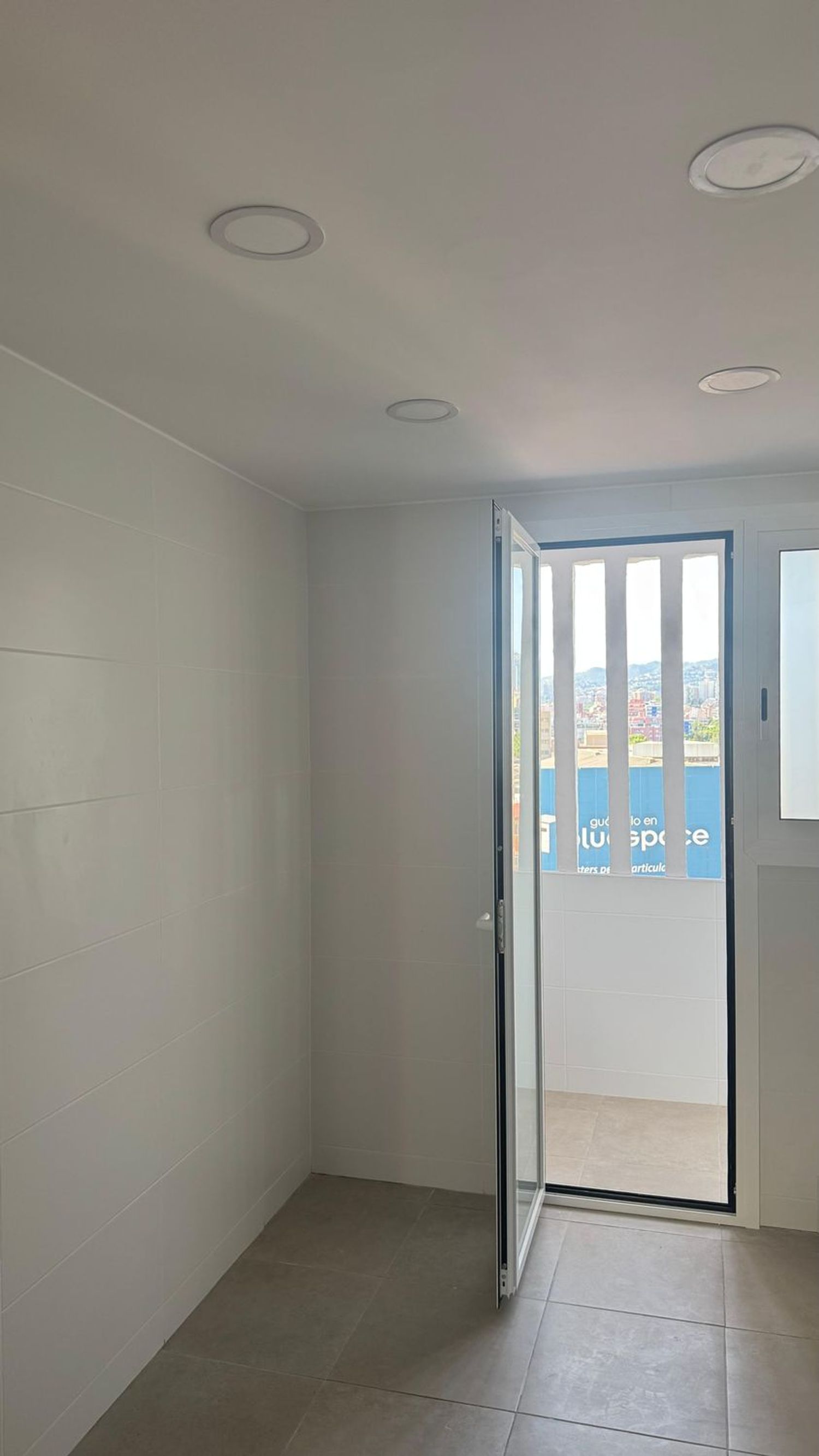 Piso en Avenida Mare de Déu de Bellvitge, 220, Bellvitge - Foto 3