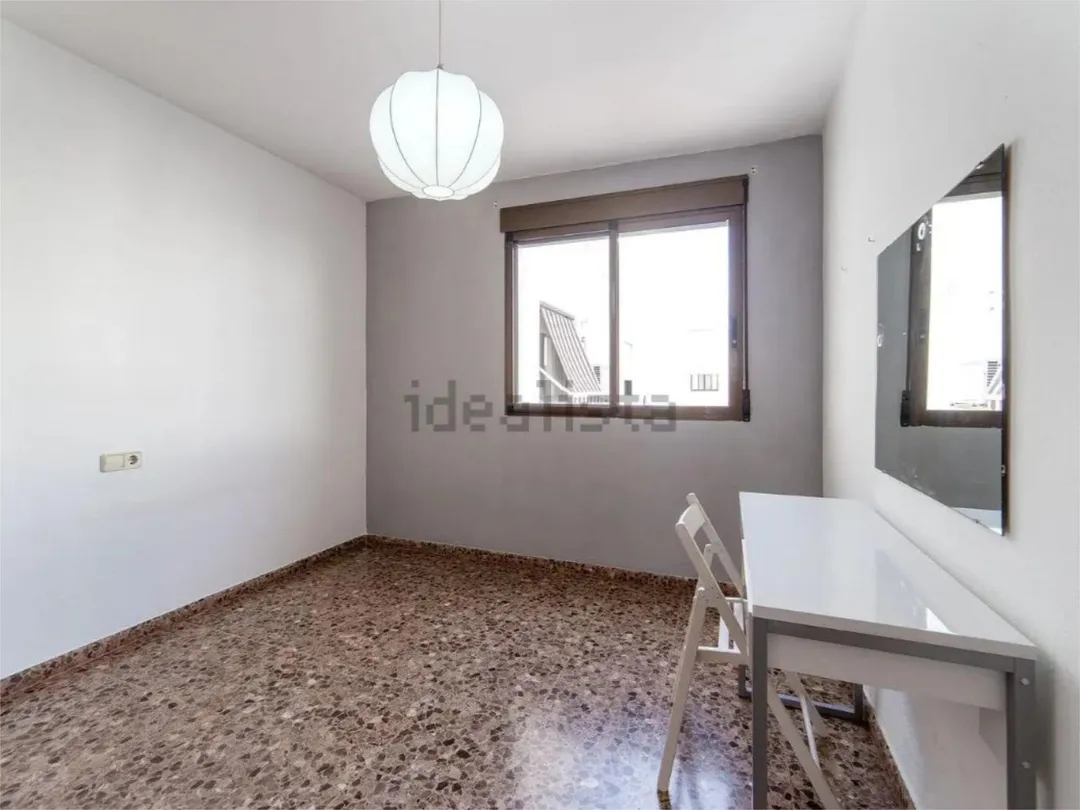 Piso en  Carrer de Carmen Estellés 10 - Foto 17