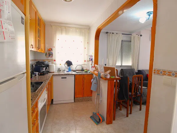 Chalet adosado en Calle Baikal, 8, Zona Lago - Los Almendros - Foto 7