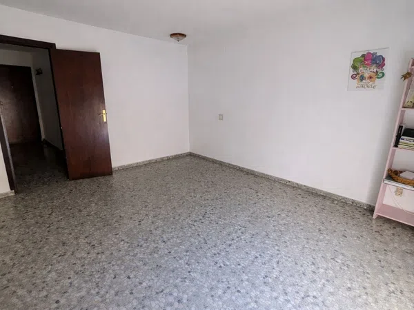 Piso en Barrio Calle Betis - Pagés del Corro - Foto 3