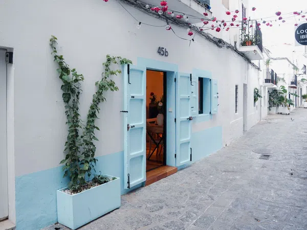 Estudio en Calle de la Mare de Déu, 45 - Foto 1