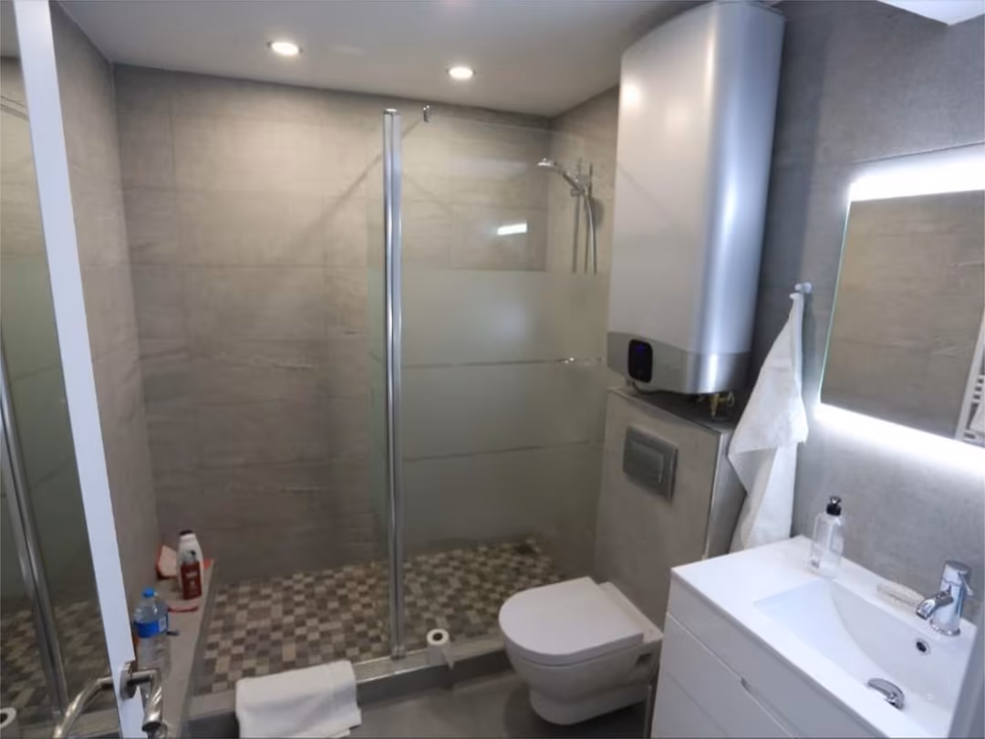 Piso en  Avenida Vicente Llorca Alós 29 - Foto 4