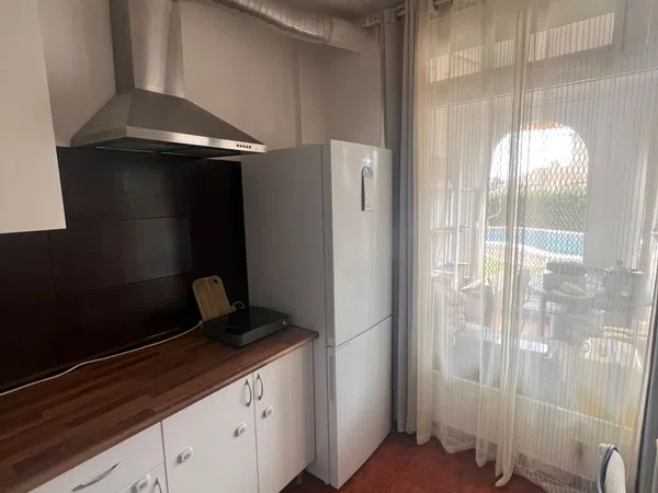 Estudio en calle de Inglaterra, 26 - Foto 2