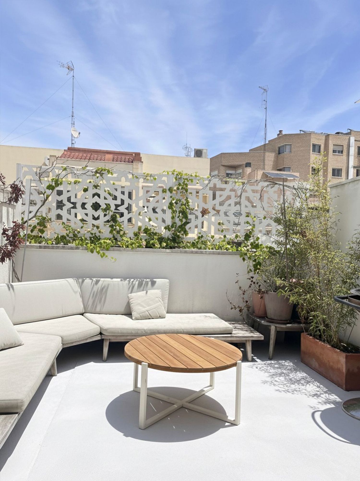 Ático en calle de José Moncasi, 7 -8 - Foto 1